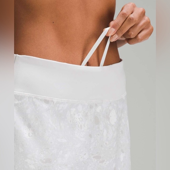 C - Lululemon Pace Rival Mid-Rise Skirt
Terrazzo Marble Silver Ice Multi - Picture 5 of 6